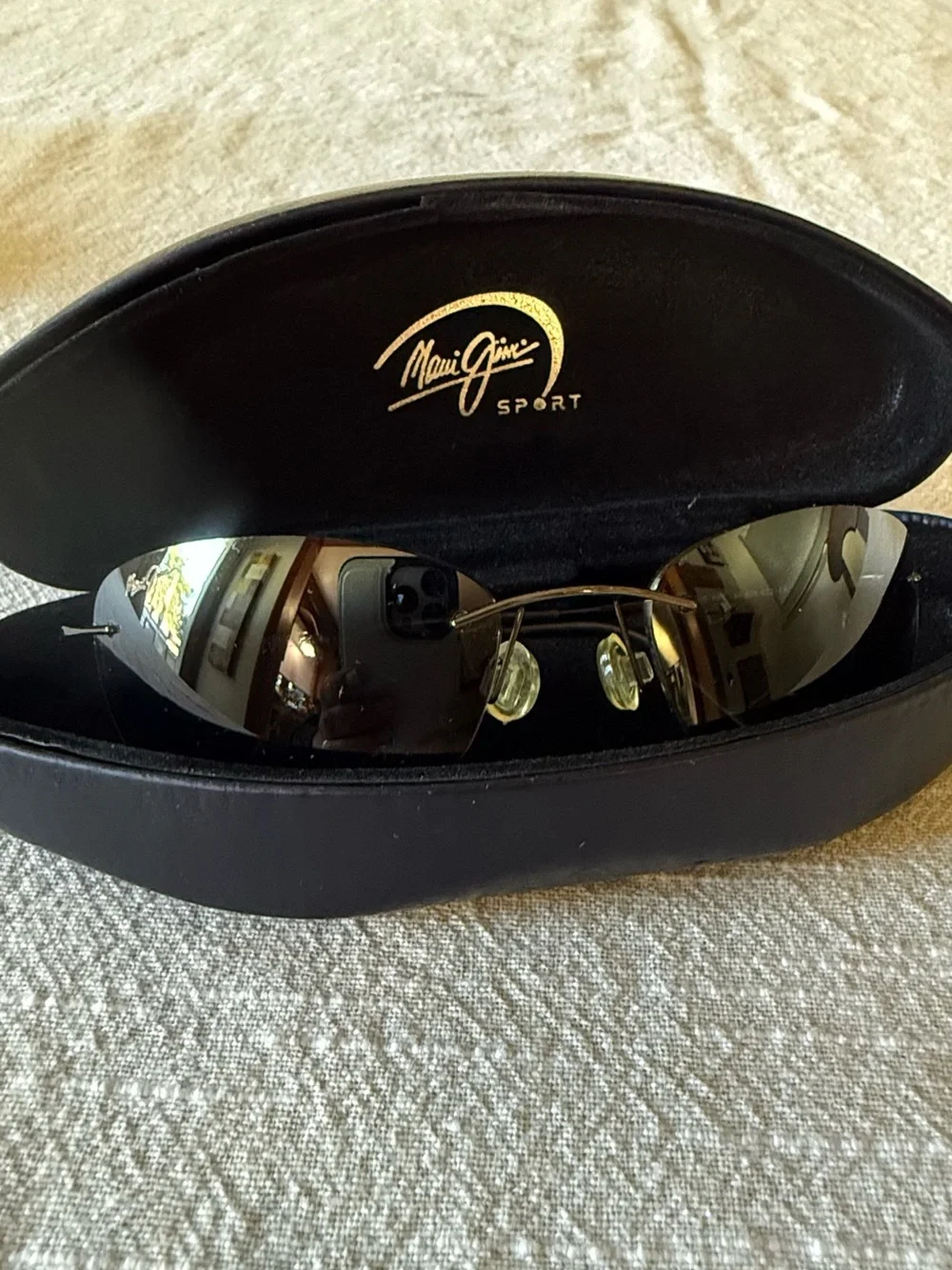Maui Jim Gold Rimless Sunglasses with Dark Smoke Lenses - Picture 1 of 8